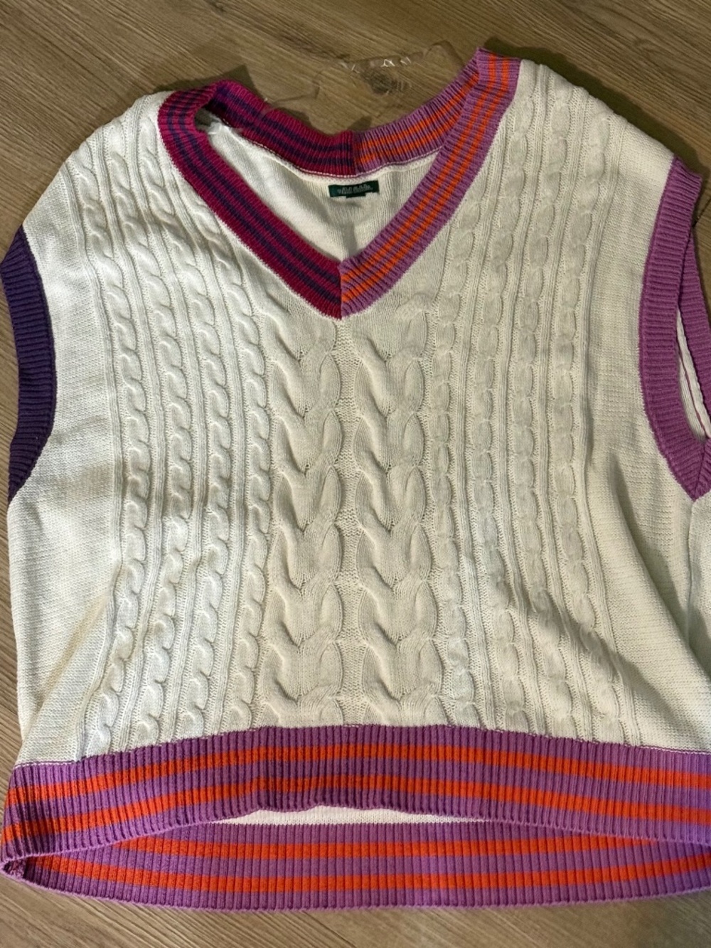 Sleeveless colorful knit vest